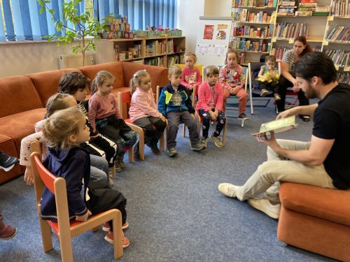 E0DE55CF-82EE-4500-995C-D1DA2AF786AD